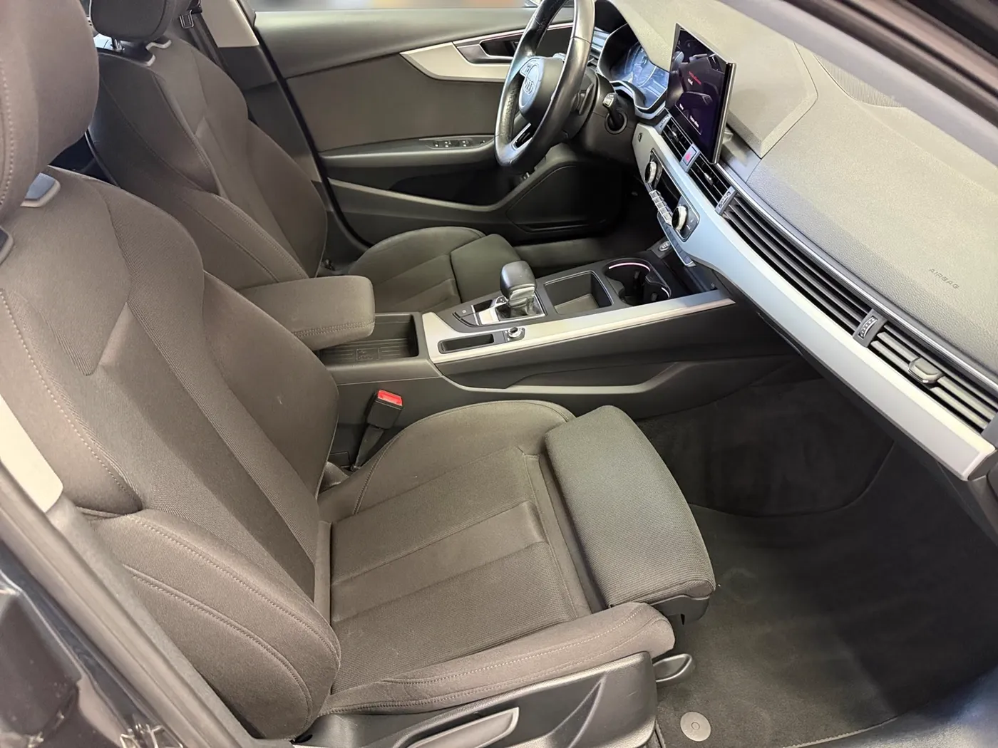 Audi A4 — Ansicht 5