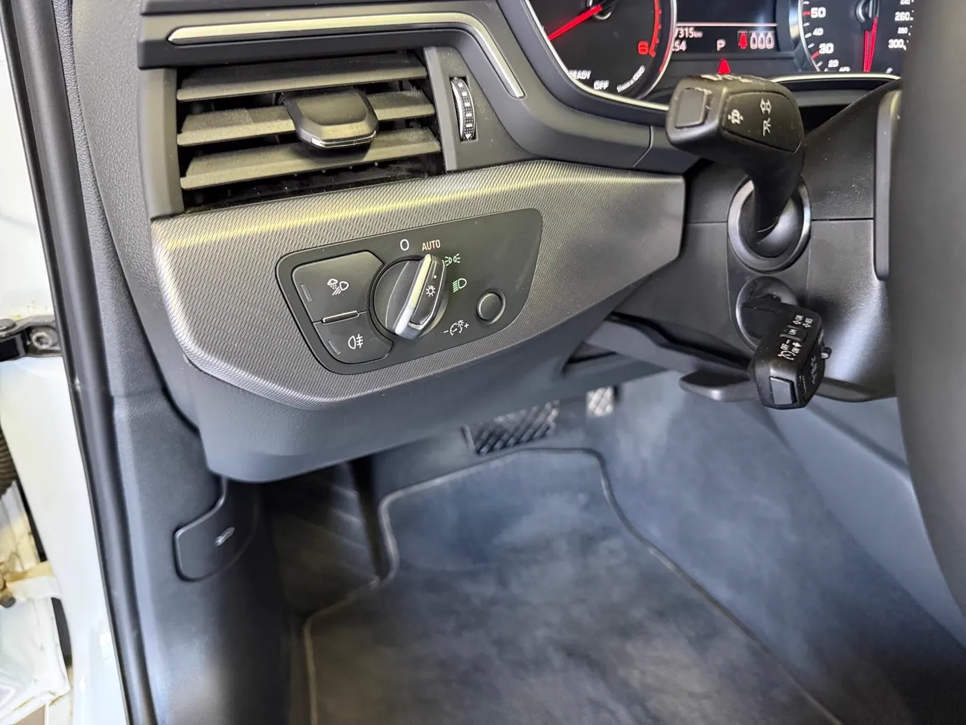 Audi A4 — Ansicht 6