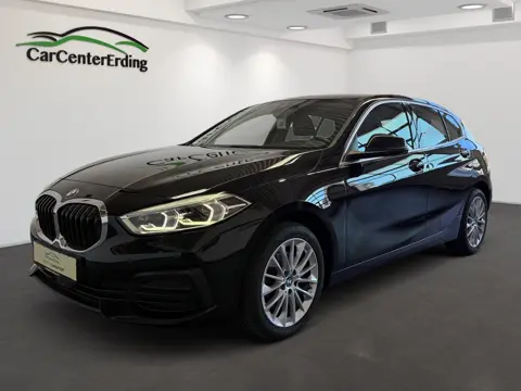 BMW 118iLim.a.LED, Black Sapphire Metallic