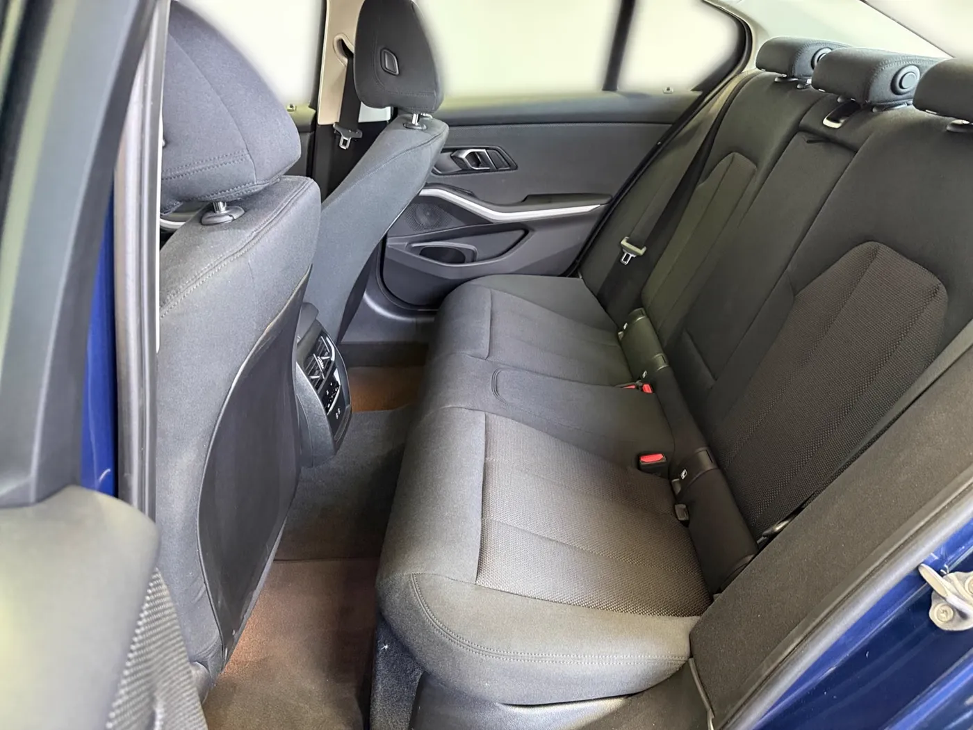 BMW 318 — Ansicht 5