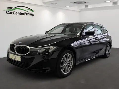 BMW 318iTouring, Schwarz Ii/Bonnet Fluid Black