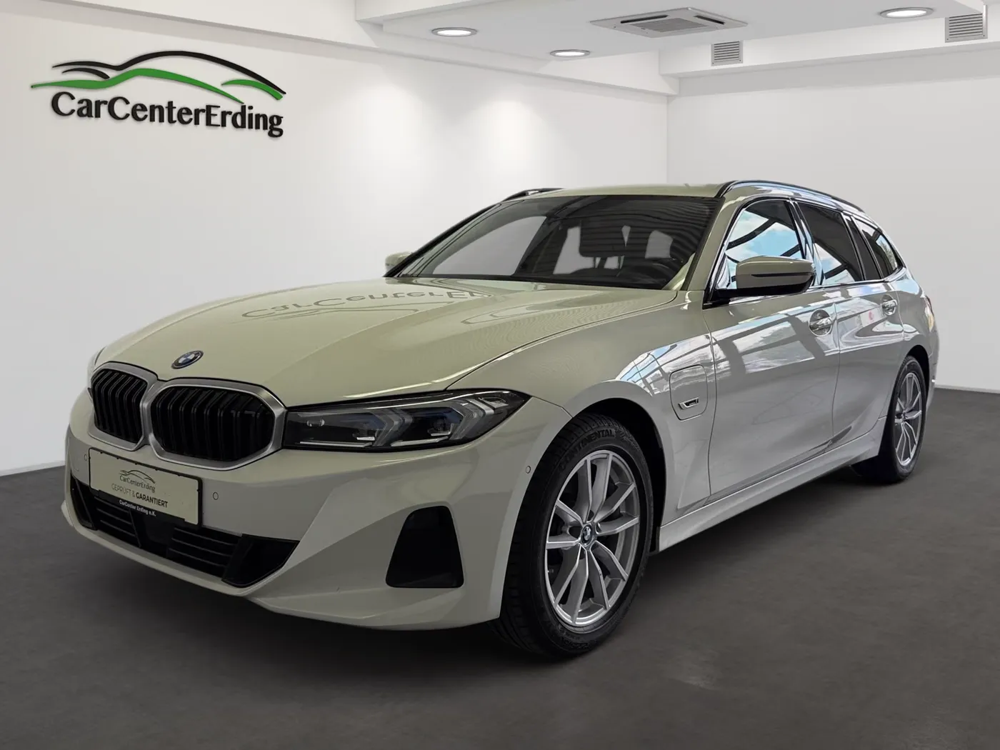 BMW 330