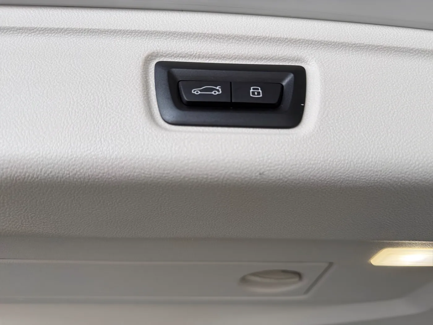 BMW 330 — Ansicht 3