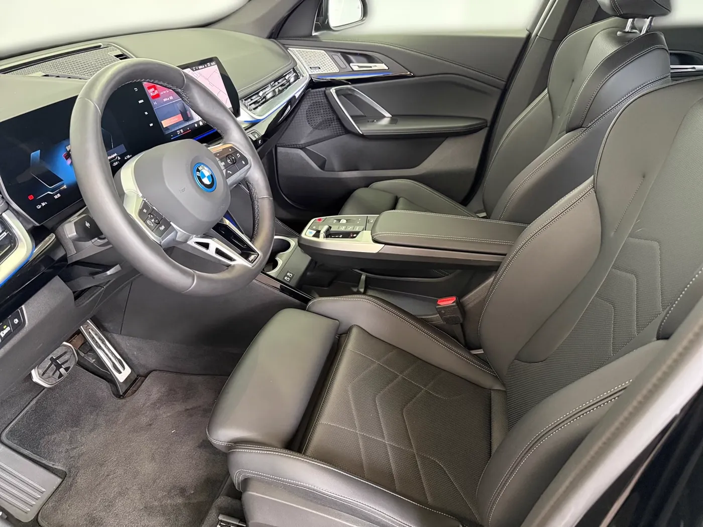 BMW iX1 — Ansicht 3