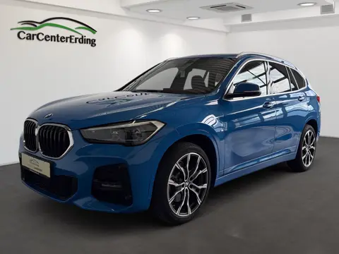 BMW X1xDrive20i, Misano Blau