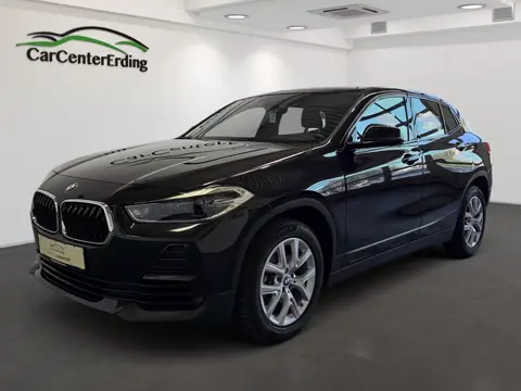 BMW X2sDrive20i, Black Sapphire Metallic