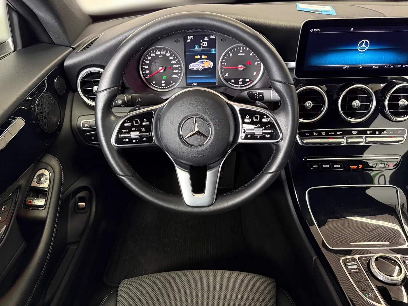 Mercedes-Benz C 300 — Ansicht 4