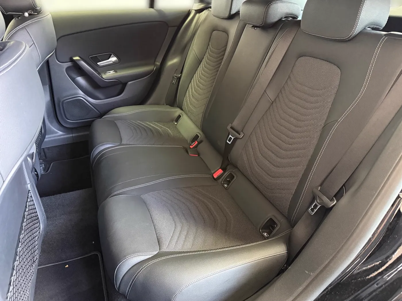 Mercedes-Benz CLA 180 Shooting Brake — Ansicht 5