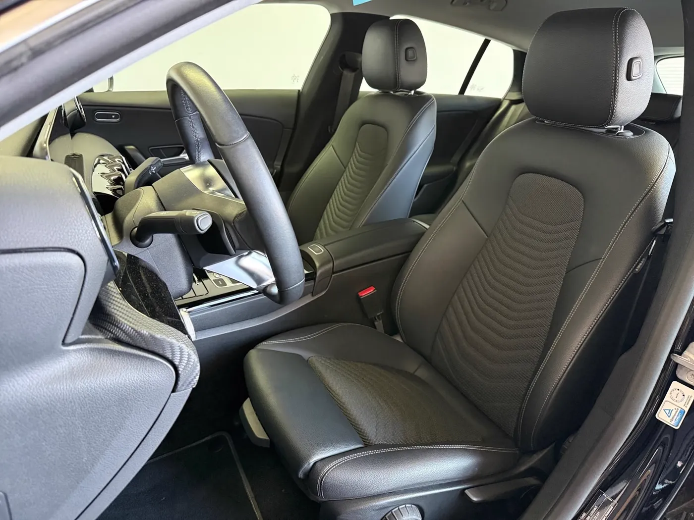 Mercedes-Benz CLA 180 Shooting Brake — Ansicht 6