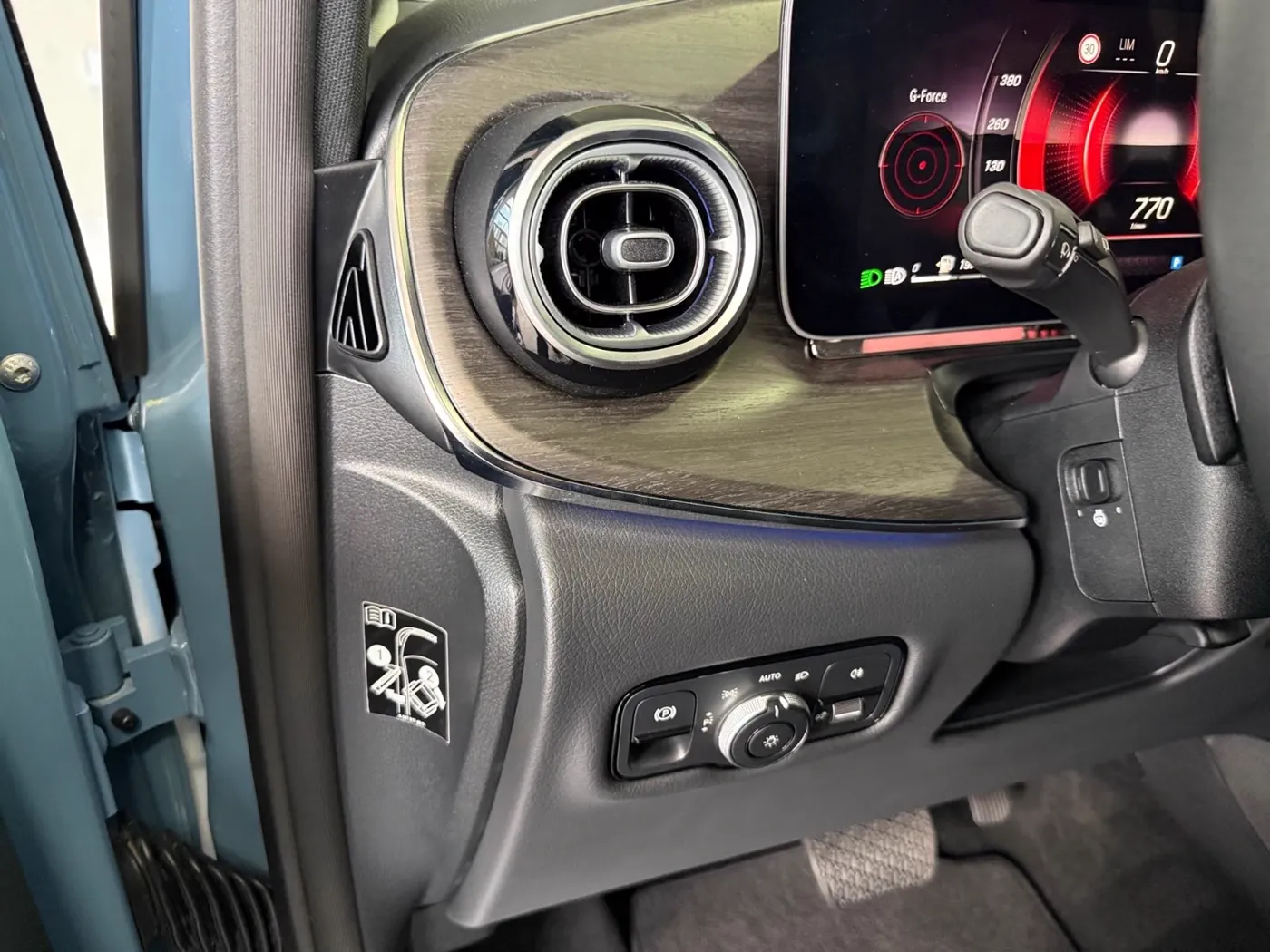 Mercedes-Benz V 220 — Ansicht 5