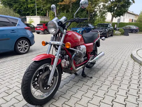 Moto Guzzi MILLE GT, Red